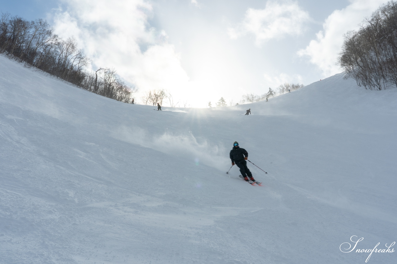 2026【4FRNT GUERRILLA RIDE EVENT】｜アメリカからやってきたゲストライダーたちが、サッポロテイネを滑る、飛ぶ！！